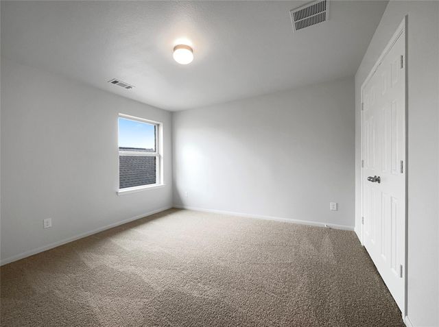 632 Kickapoo Court, Webster, TX 77598