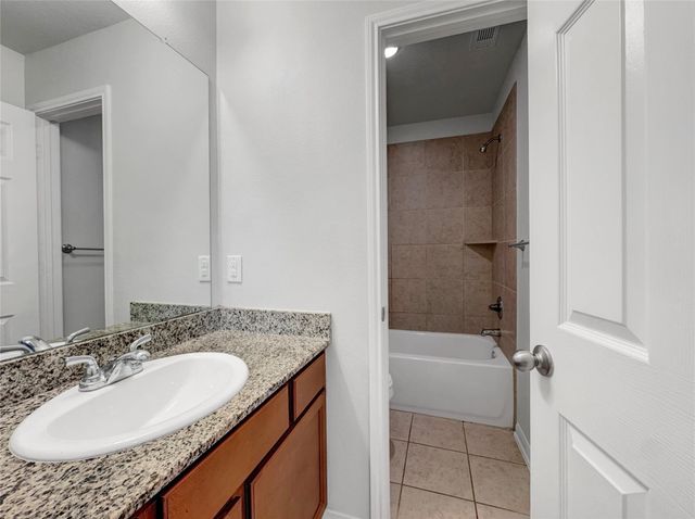 632 Kickapoo Court, Webster, TX 77598