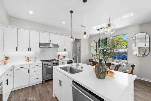 235 Elkhorn, Irvine, CA 92618