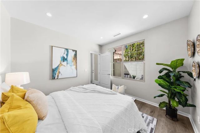 235 Elkhorn, Irvine, CA 92618