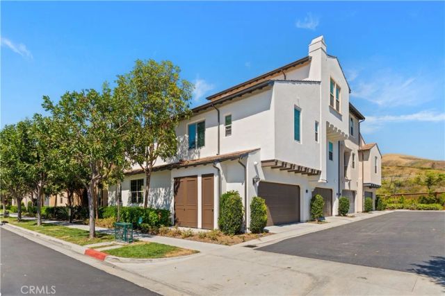 235 Elkhorn, Irvine, CA 92618