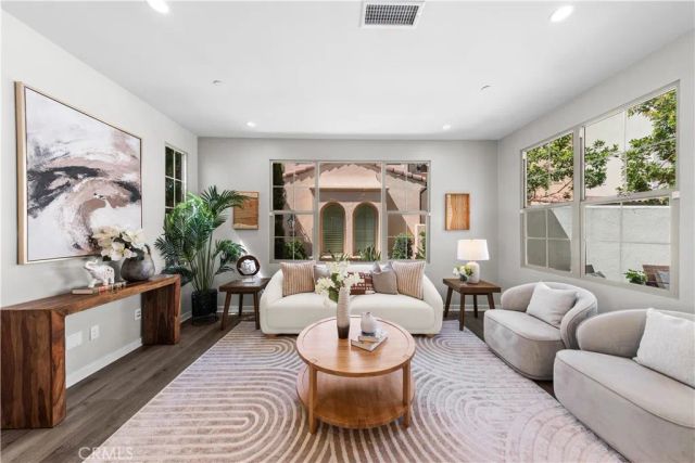 235 Elkhorn, Irvine, CA 92618