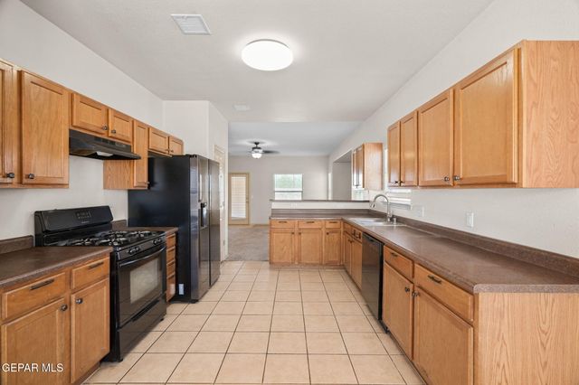 5953 REDSTONE RIM Drive, El Paso, TX 79934