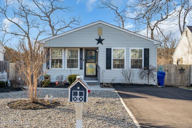 13 Baywood Boulevard, Brick, NJ 08723