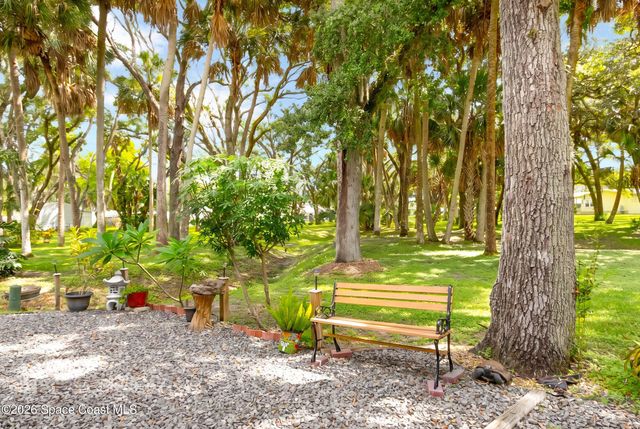 379 Holiday Park Boulevard NE, Palm Bay, FL 32907