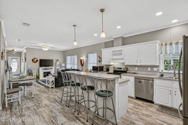 379 Holiday Park Boulevard NE, Palm Bay, FL 32907