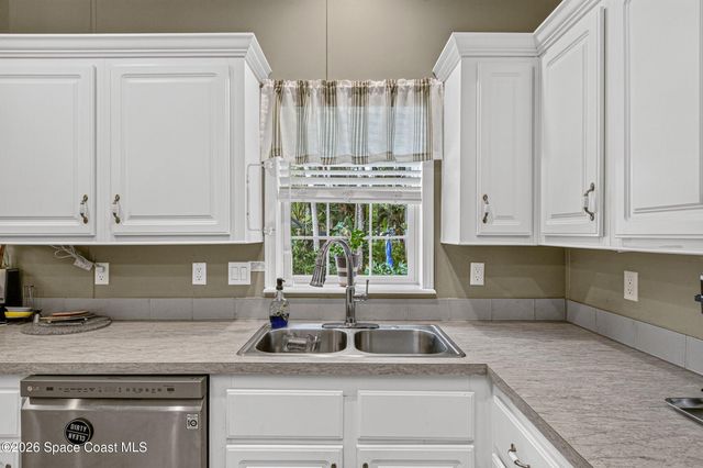 379 Holiday Park Boulevard NE, Palm Bay, FL 32907