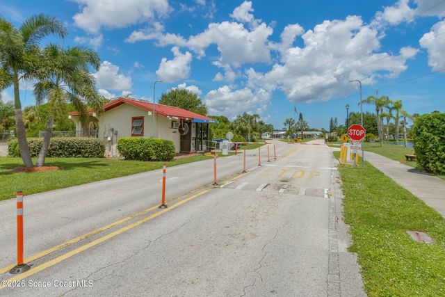 379 Holiday Park Boulevard NE, Palm Bay, FL 32907