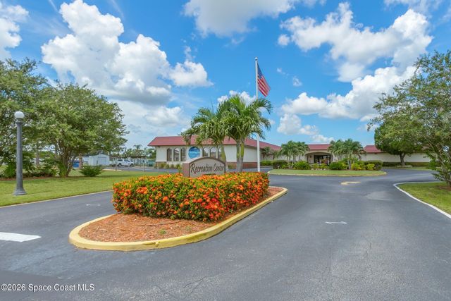 379 Holiday Park Boulevard NE, Palm Bay, FL 32907