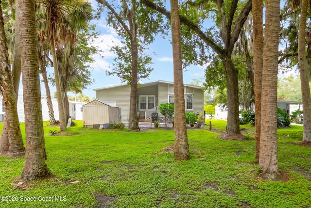 379 Holiday Park Boulevard NE, Palm Bay, FL 32907
