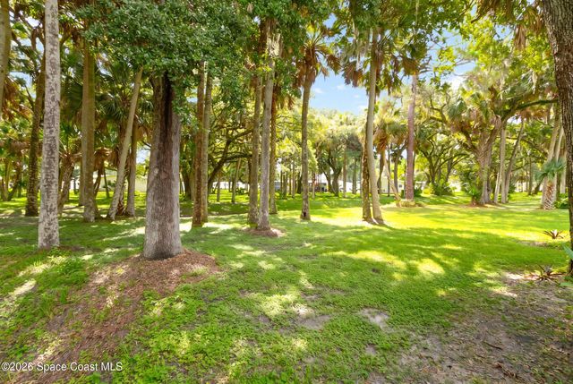 379 Holiday Park Boulevard NE, Palm Bay, FL 32907