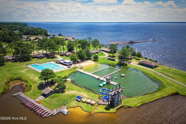 16 Wax Myrtle Court, Minnesott Beach, NC 28510