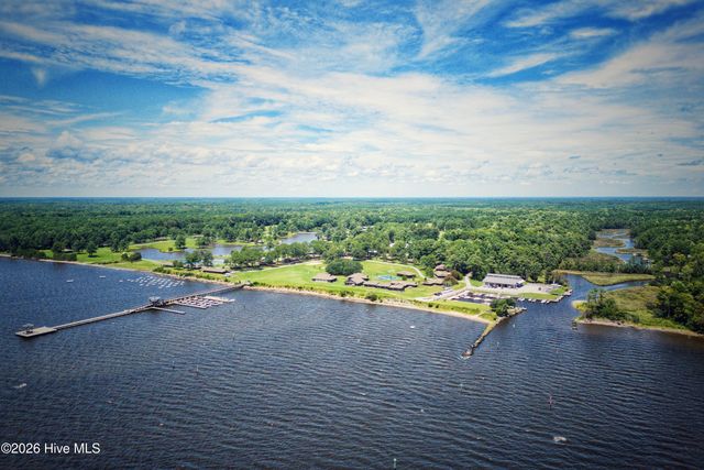 16 Wax Myrtle Court, Minnesott Beach, NC 28510