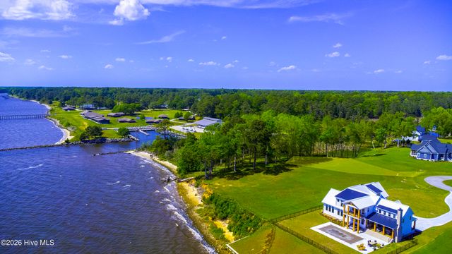 16 Wax Myrtle Court, Minnesott Beach, NC 28510