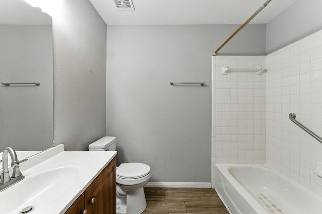 501/503 Texas Ave, Round Rock, TX 78664