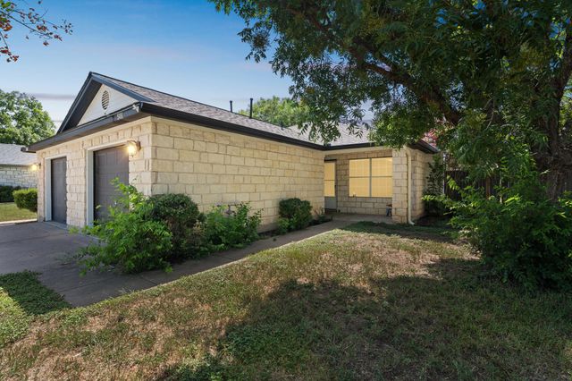 501/503 Texas Ave, Round Rock, TX 78664