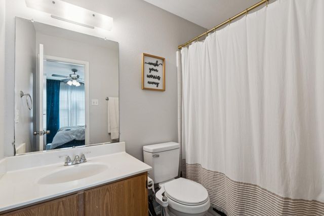 501/503 Texas Ave, Round Rock, TX 78664