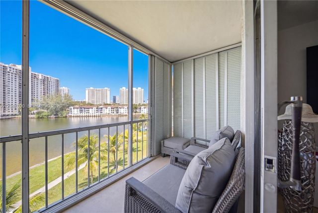 2999 Point East Dr C507, Aventura, FL 33160