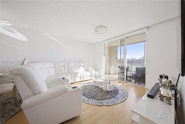 2999 Point East Dr C507, Aventura, FL 33160