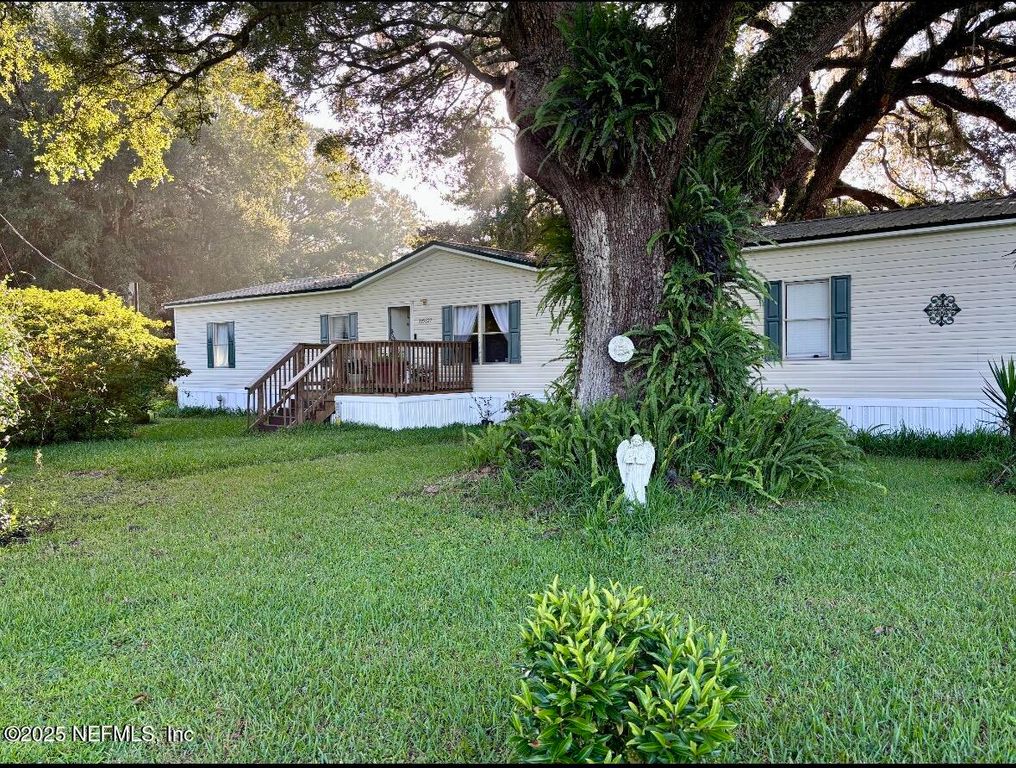 375827 KINGS FERRY Road, Hilliard, FL 32046
