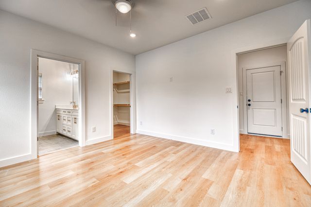 914 S Frances Street, Terrell, TX 75160