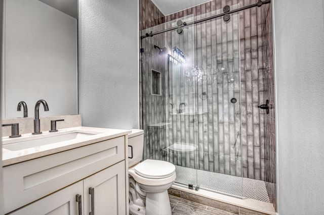 914 S Frances Street, Terrell, TX 75160