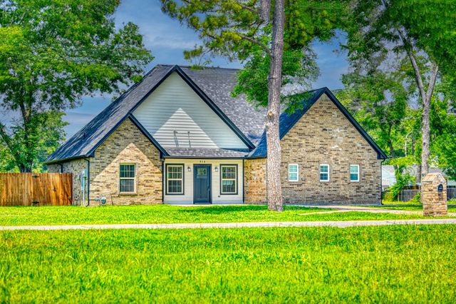 914 S Frances Street, Terrell, TX 75160