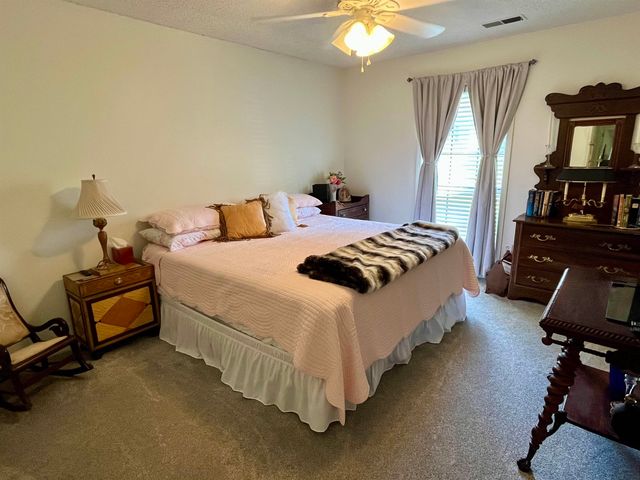 8652 WINE LEAF CV, Germantown, TN 38139