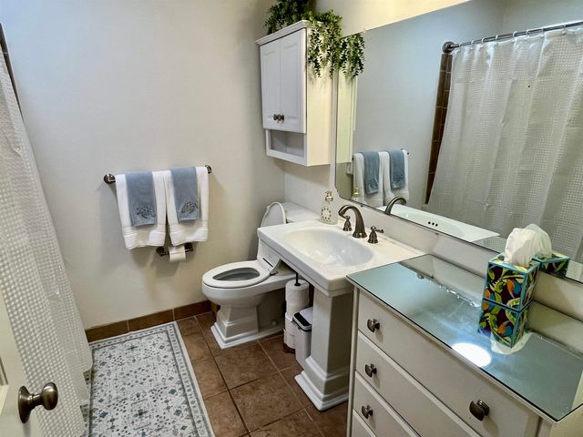 8652 WINE LEAF CV, Germantown, TN 38139