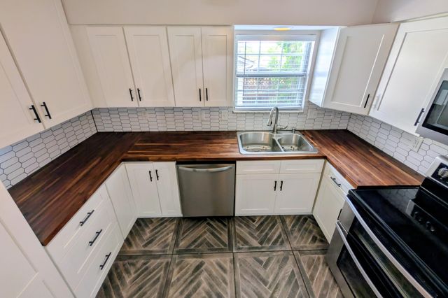 618 Westmeade Drive, Winchester, KY 40391