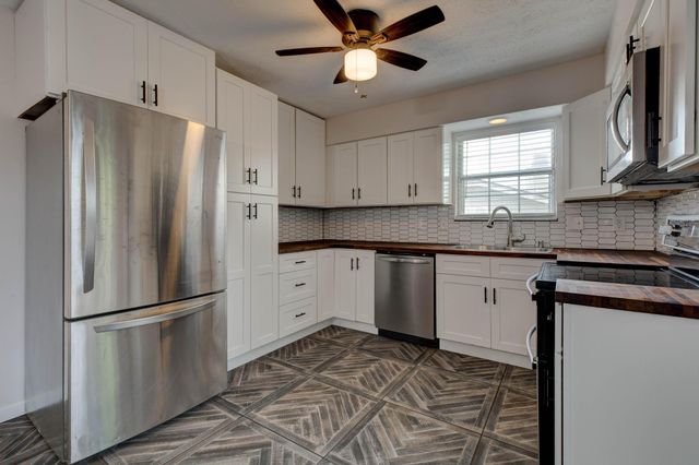 618 Westmeade Drive, Winchester, KY 40391