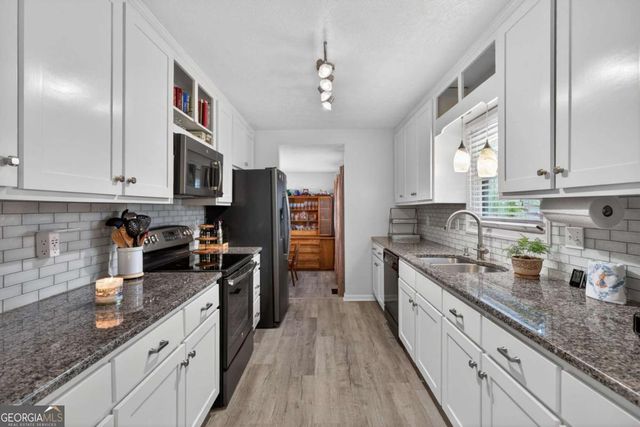 3273 Greenhill Drive, Villa Rica, GA 30180