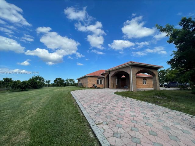 31002 SW 212th Ave, Homestead, FL 33030