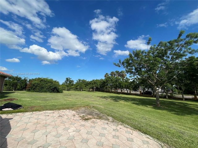 31002 SW 212th Ave, Homestead, FL 33030