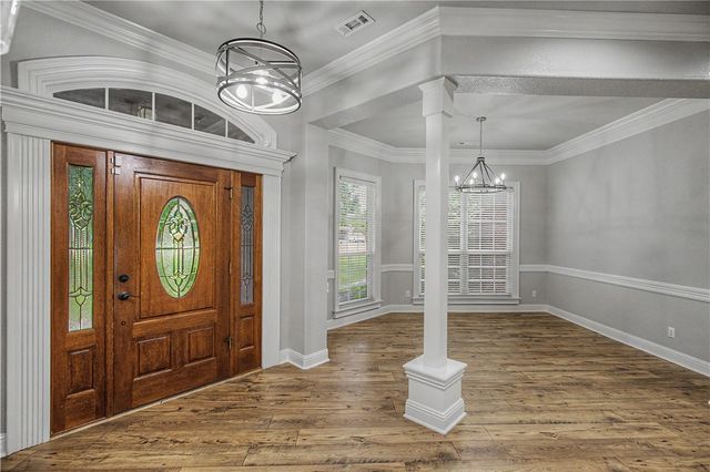 2104 Caribou Lane, Elm Springs, AR 72762