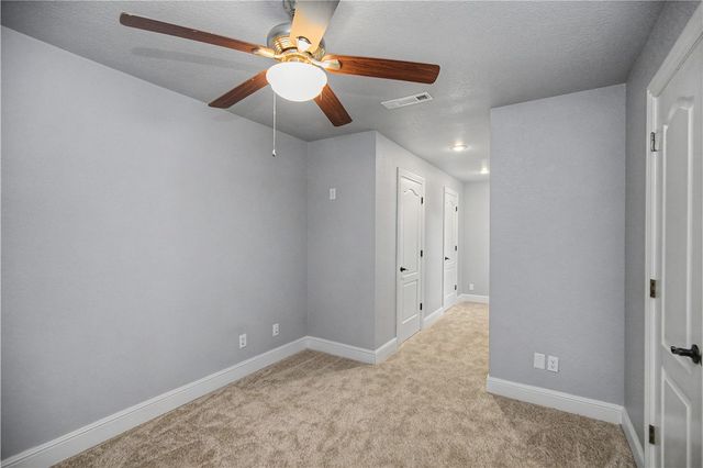 2104 Caribou Lane, Elm Springs, AR 72762