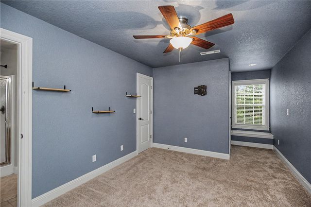 2104 Caribou Lane, Elm Springs, AR 72762