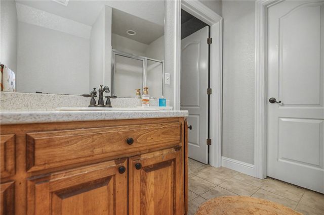 2104 Caribou Lane, Elm Springs, AR 72762