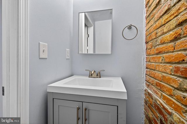 1212 W LOMBARD ST, Baltimore, MD 21223