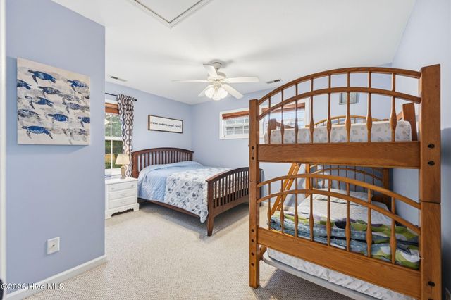 805 Driftwood Drive, Hampstead, NC 28443
