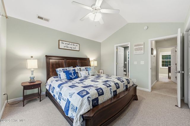 805 Driftwood Drive, Hampstead, NC 28443