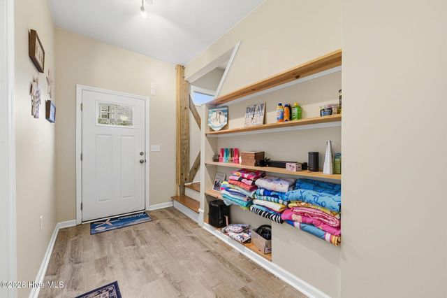 805 Driftwood Drive, Hampstead, NC 28443