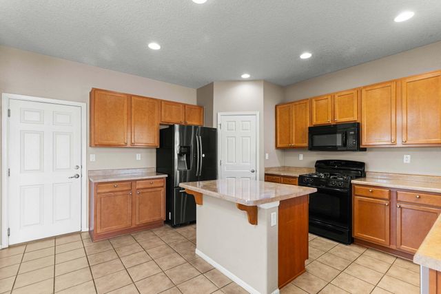 232 Loma Linda Loop NE, Rio Rancho, NM 87124