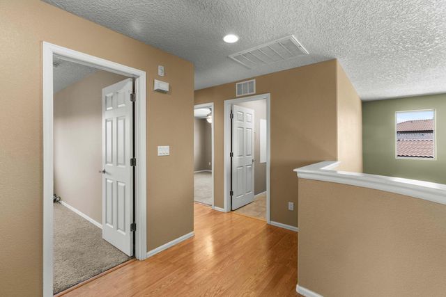 232 Loma Linda Loop NE, Rio Rancho, NM 87124