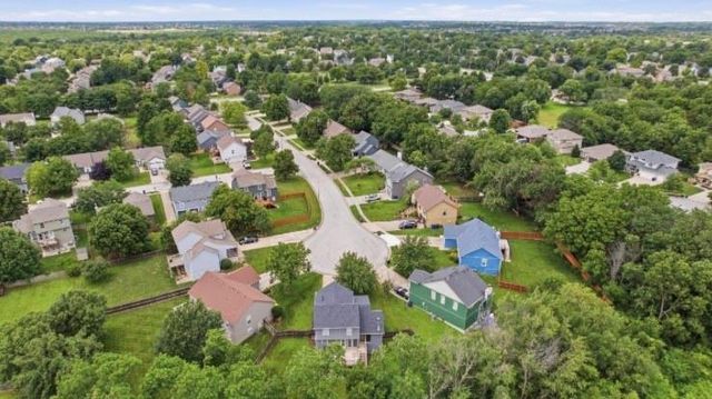 547 W Layton Street, Olathe, KS 66061