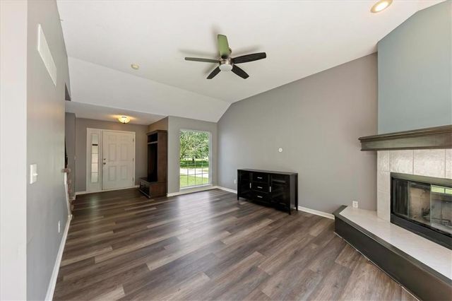 547 W Layton Street, Olathe, KS 66061