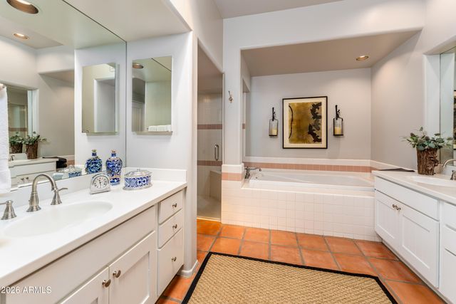 10063 E GRAYTHORN Drive, Scottsdale, AZ 85262