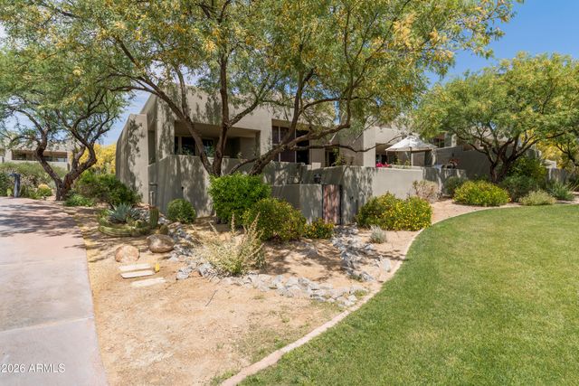10063 E GRAYTHORN Drive, Scottsdale, AZ 85262