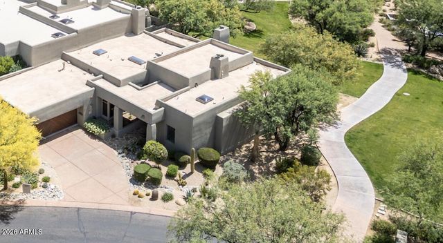 10063 E GRAYTHORN Drive, Scottsdale, AZ 85262
