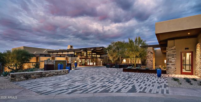 10063 E GRAYTHORN Drive, Scottsdale, AZ 85262